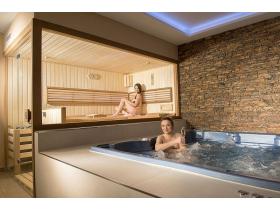 Domácí wellness - hlavní je sauna a vířivka